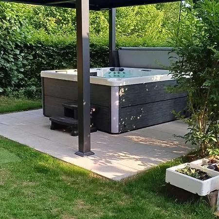 Le Jardin D' Epicure בית כפרי *